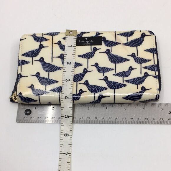 Kate Spade New York Daycation Neda Bird Zip Around Wallet - Picture 16 of 16